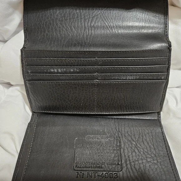 Coach Wallet in Black - Picture 2 of 4